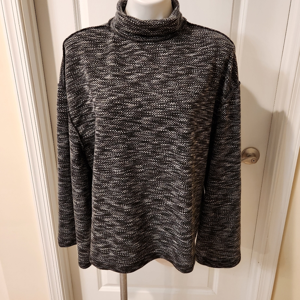 We The Free large long sleeve shirt with wide sleeves and side slits